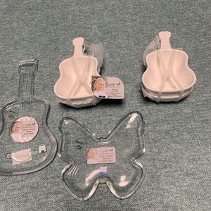 Appetizer Dolly Parton guitar shaped glass dishes